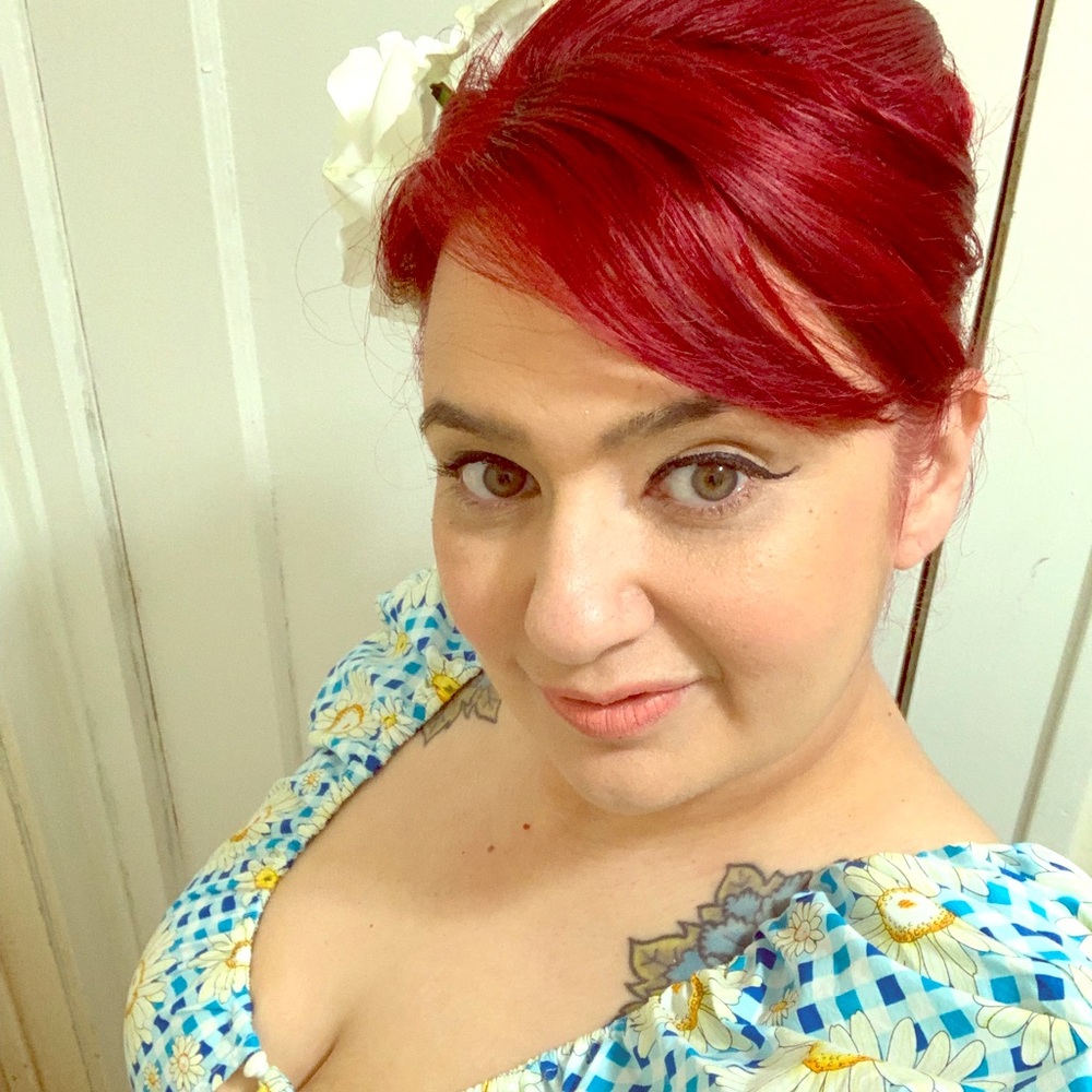 Meet your Posher, Stephanie